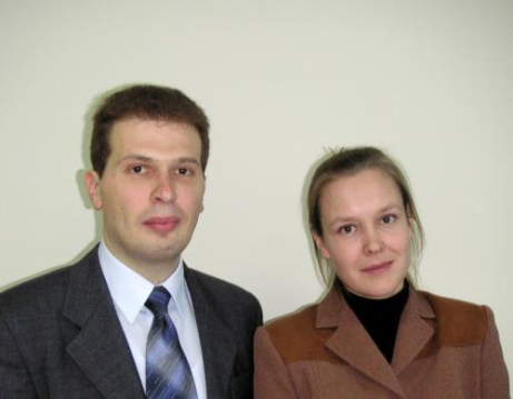 Елена Валерьевна Окунишникова и В.Е.Козюра после защиты диссертации