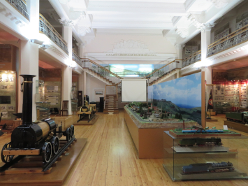Общий вид зала музея