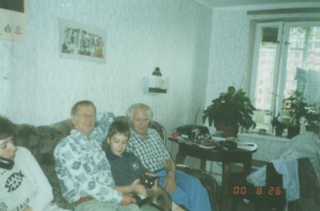 С внуком Андрюшей, 2000 г.