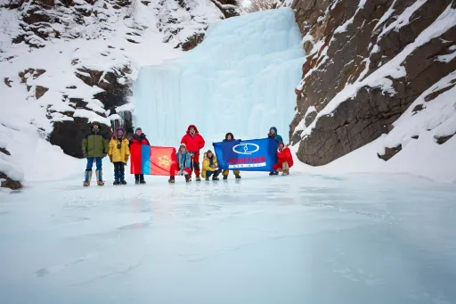 Покорение ледяных водопадов Покорение ледяных водопадов