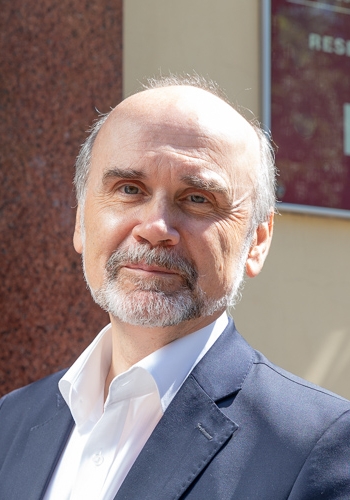 XVII Ершовская лекция по информатике, 19 апреля 2023 г.: читает В.В. Воеводин